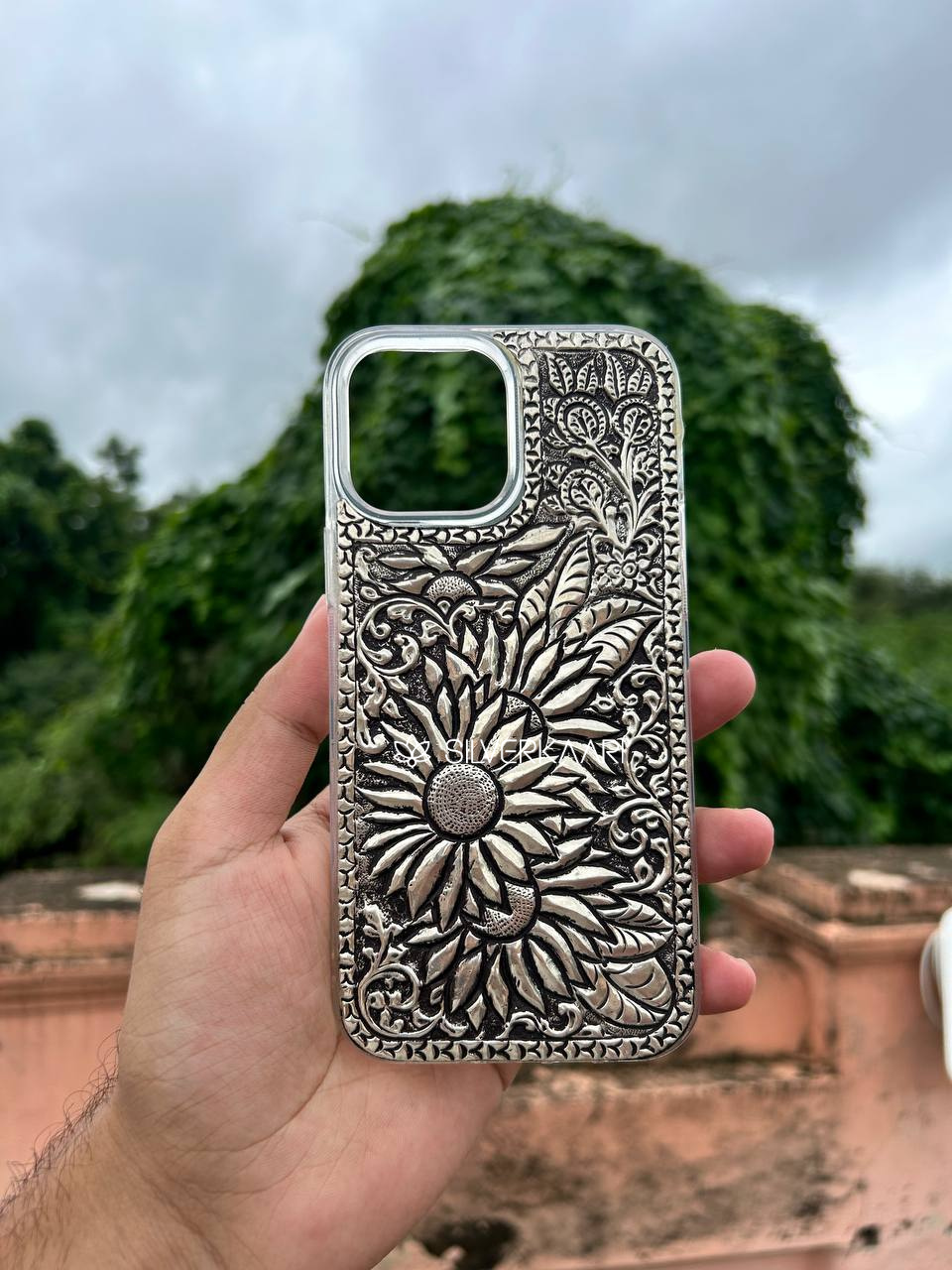 Silverkaari Sunflower Silver Case: Where Grace Meets Nature’s Radiance