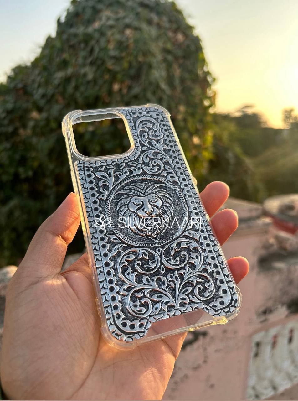 The Silver King: Lion-Inspired Premium Phone Case