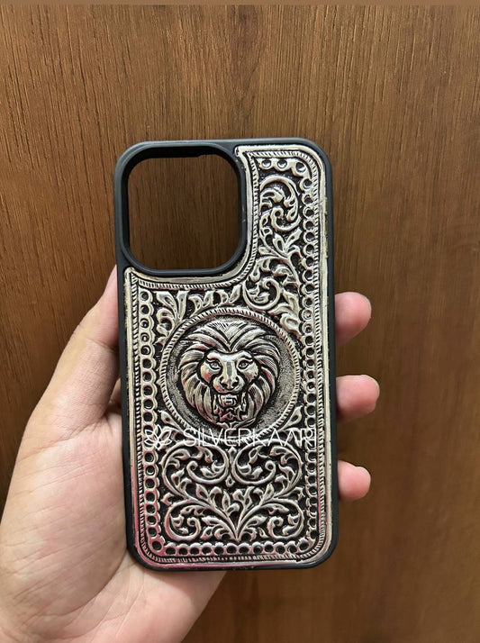 The Silver King: Lion-Inspired Premium Phone Case